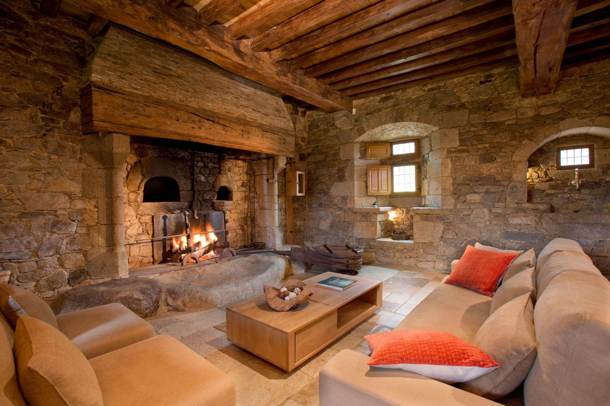 Hotel Domaine Des Etangs, Auberge Resorts Collection Massignac Екстериор снимка